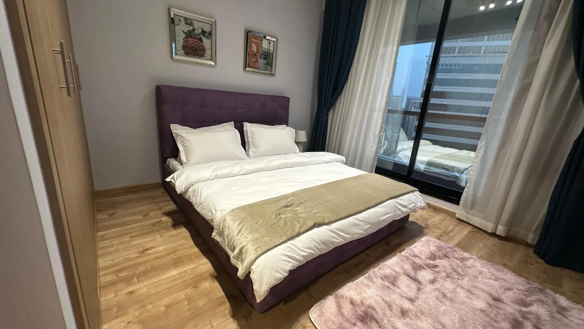Modern Apartment In Dubai Marina